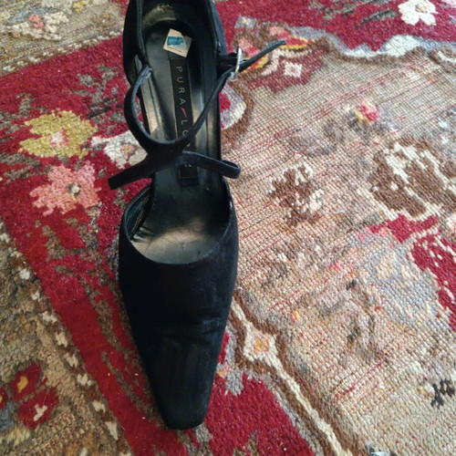 Pura Lopez black castor pumps like new, size 38, 10 cm heel
