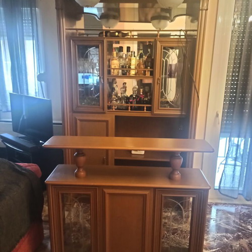 Bar living room unit like new, carved natural wood