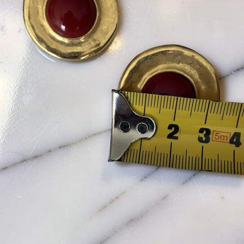 Orena Paris vintage 80’s clip-on earrings with coral resin