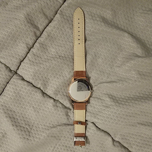 Thebez Quartz T881 wristwatch like new with brown leather strap