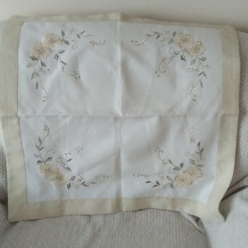 Table linens like new, set with orange, beige and champagne cloths