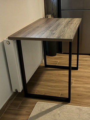 Kitchen table with metal legs, new, 105x60x75 cm