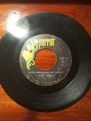 Tom Jones 45rpm record used, no cover, small edge damage
