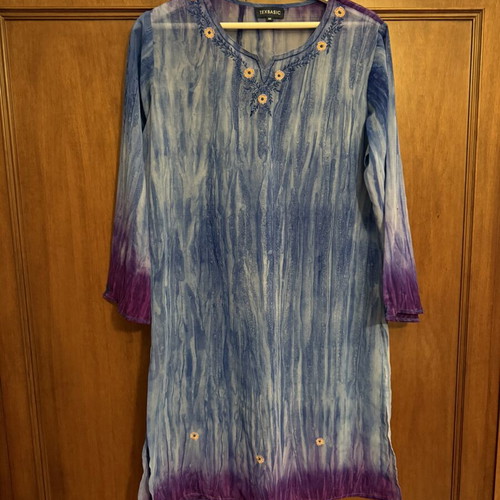 Texbasic airy tunic blue-purple with embroidery size M, new