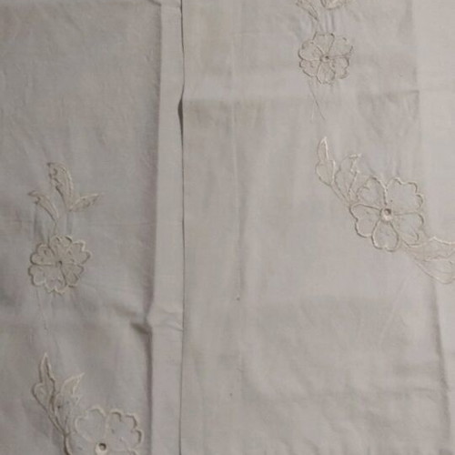 Vintage pillowcases with floral embroidery new (76x52 cm)