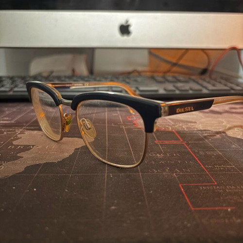 Diesel eyeglasses like new, gray and blue