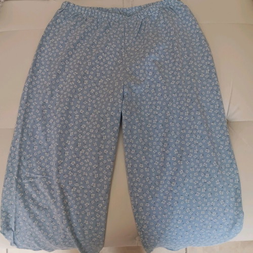 Women's summer pajama like new, size M, blue