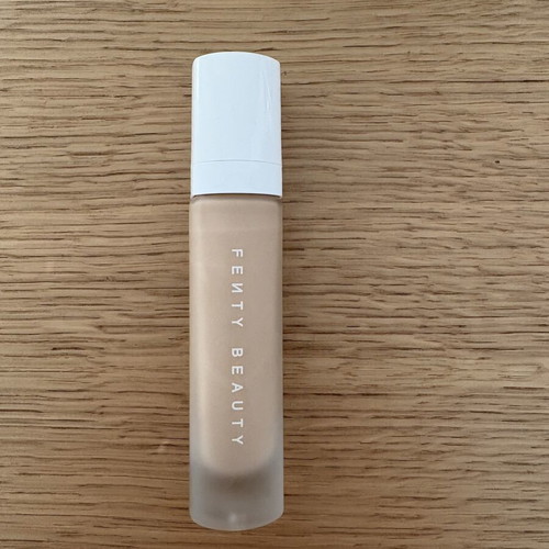Fenty Beauty Pro Filt'r Soft Matte Longwear Foundation Shade 230