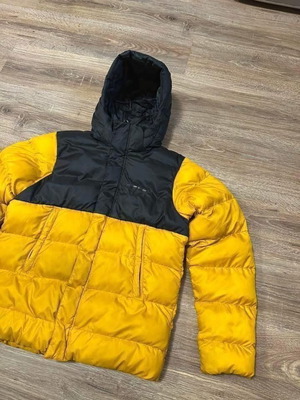 Men's insulated jacket Helly Hansen Primaloft Winter Vision S used, black and yellow