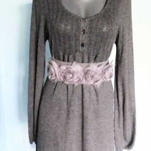 Seasonal tunic dress with long puff sleeves used, gray color