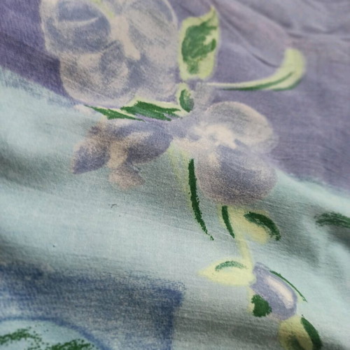 Single bed sheets like new, set of 2, blue shades with flowers