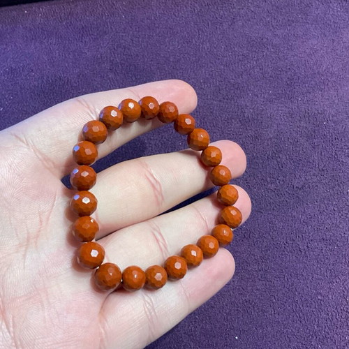 Bracelet with authentic red jasper elastic