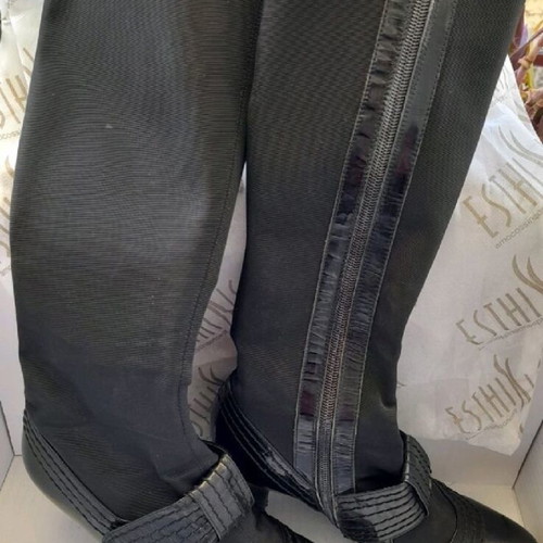 Gianna Kazakou boots like new, size 39, black elastic