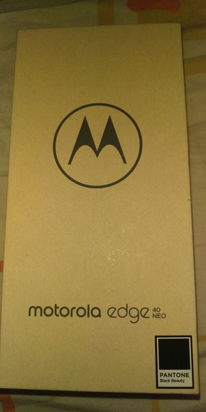 Motorola edge 40 neo. Καινούργιο στο κουτί του. Αχρησιμοποίητο. Με εγγύηση. Δώρο θήκη και τζαμάκι.
