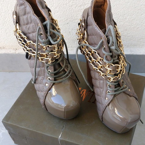 Brown quilted ankle boots new, size 36