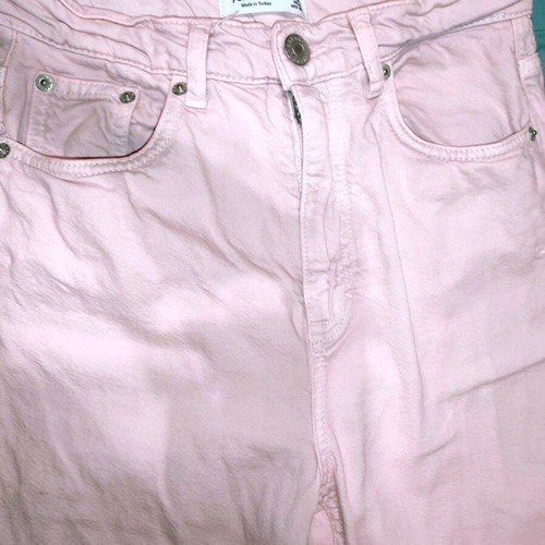 Pull&Bear baby pink high-waisted ripped jeans used, size 36