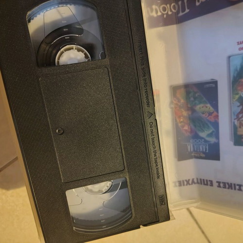 Children's VHS tapes like new, dubbed cartoons