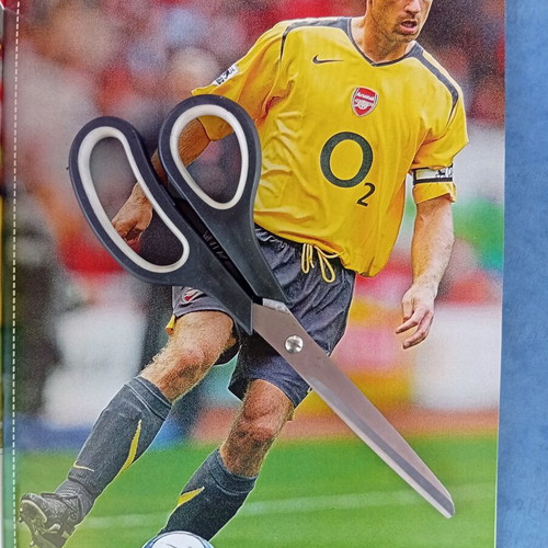Match Football Magazine Issue 4-10/10/2005 like new with Chelsea Essien poster