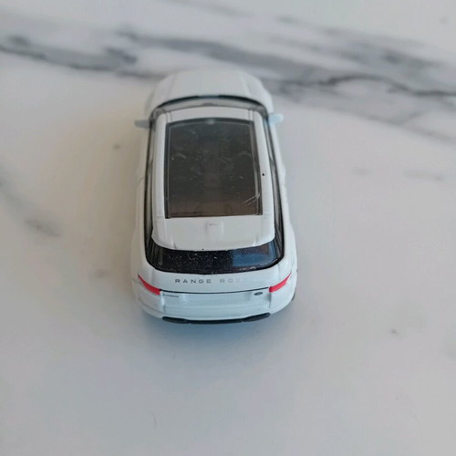 Welly Land Rover Range Rover Evoque toy car like new