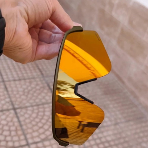 Oakley Gold sunglasses, like new
