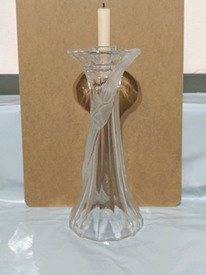 Стъклен свещник употребяван, височина 23 см, с матова част