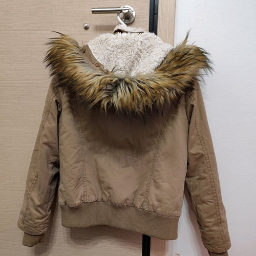 Noobass Women's Jacket Size M Like New, Beige Brown