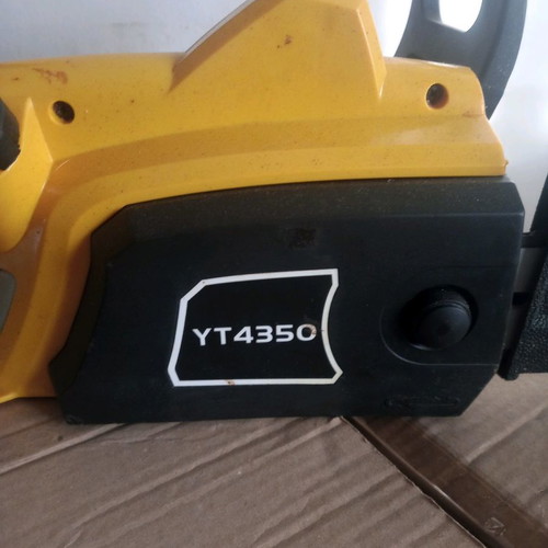 Electric chainsaw used, functional