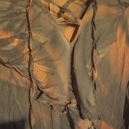 Mat Fashion dress like new, brown with ruffles