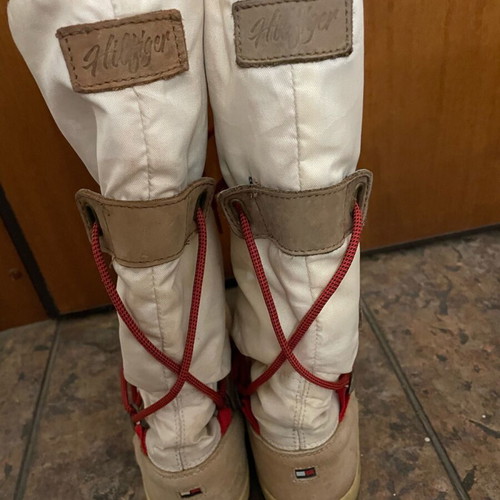 Tommy Hilfiger boots used size 39 beige red with fleece lining