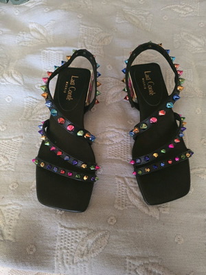Lara Conte Madrid women's sandal new, size 37, black multicolor