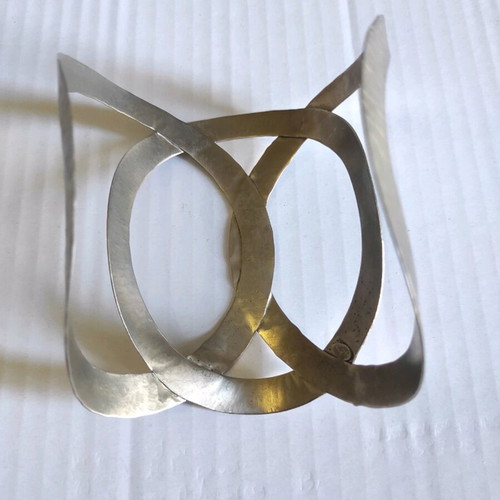 Bracelet handmade like new