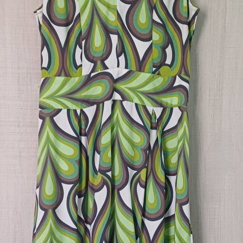 Summer sleeveless dress green, brown white