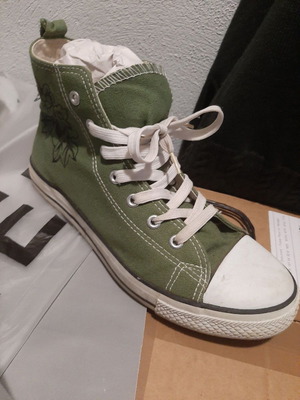 Αθλητικά παπούτσια νούμερο 41 σαν καινούργια, πράσινα