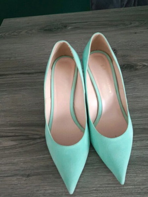 Pumps like new, size 38, worn two or three times