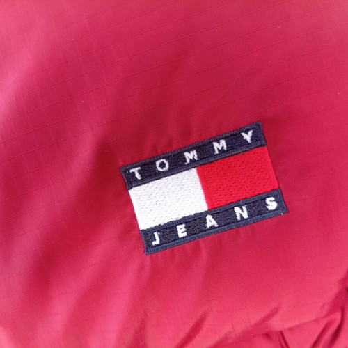 Tommy Jeans Alaska puffer men's size L like new, burgundy
