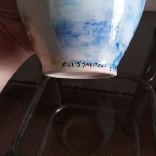 Ceramic vase used with Santorini painting