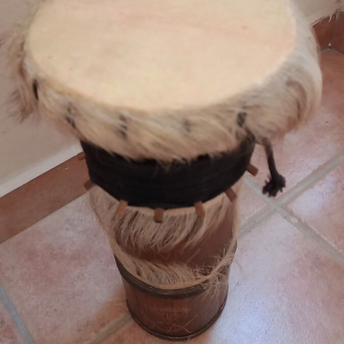 Traditional African doumbek like new