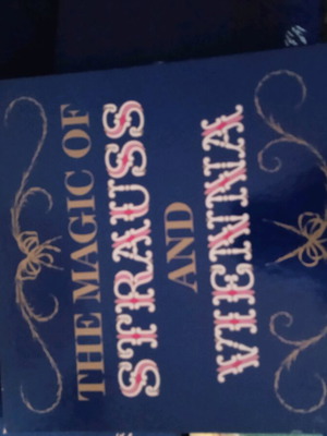 The Magic of Strauss and Vienna box set 4 discs like new, classical
