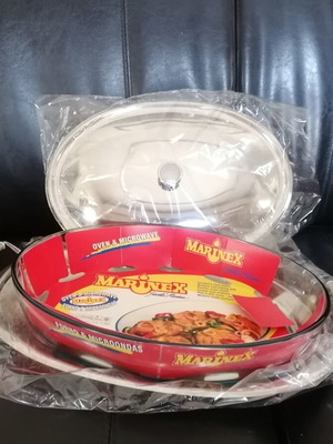 Marinex Pyrex Oval Glass Bakeware Set with Stainless Steel Lid