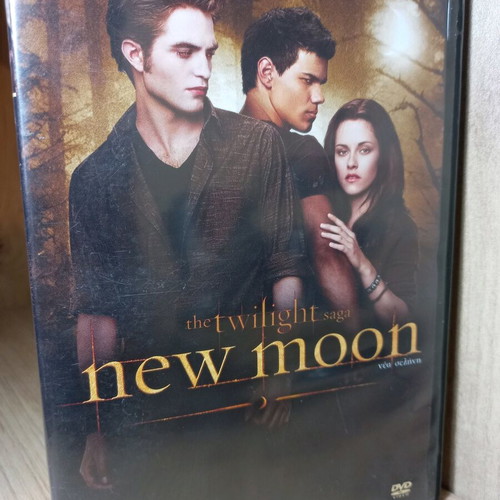 The Twilight New Moon DVD like new with Greek subtitles