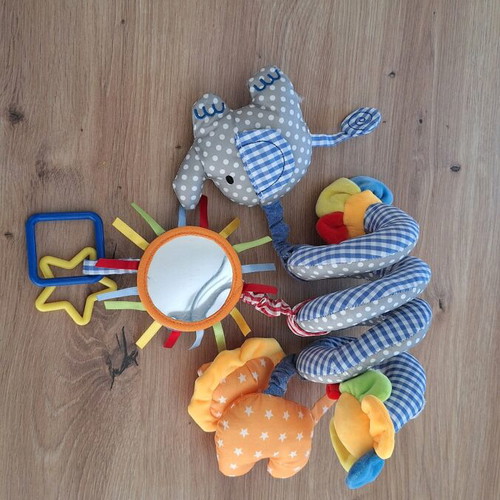 Soft spiral flower crib or stroller toy Lazarid like new