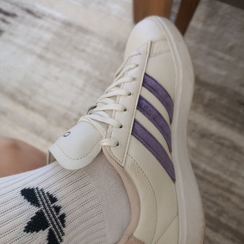 Adidas women's athletic shoes size 38, white