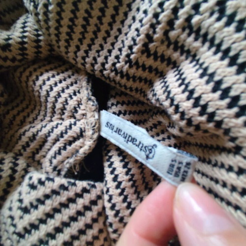 Stradivarius knitted sweater herringbone like new, Small