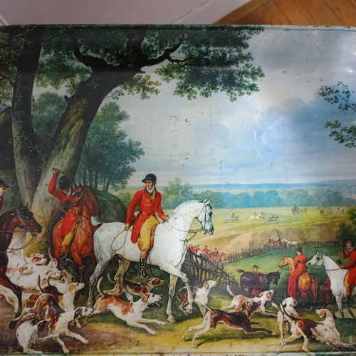 Vintage metal serving tray with hunting scene used, 60s-70s