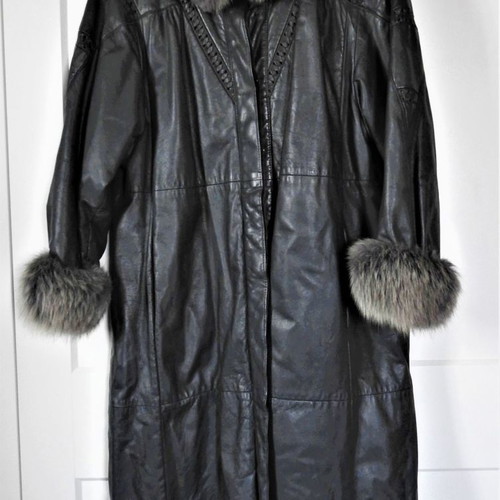 Vintage leather coat used, gray, size 36, with fox fur