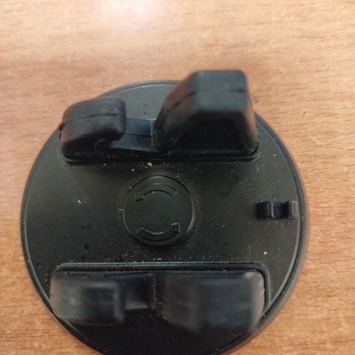 Mobile phone holder for desk or car used, rotating, with replacement adhesive