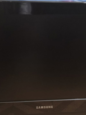 Τηλεόραση Samsung LE26R32B 26 ιντσών μεταχειρισμένη με αποκωδικοποιητή Nova, χωρίς τηλεκοντρόλ