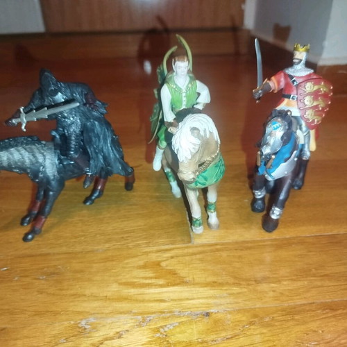 Warrior figures with horses used