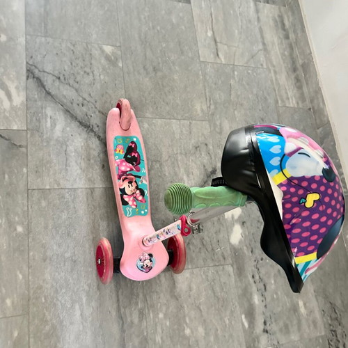 Minnie Scooter with Helmet like new, lightly used
