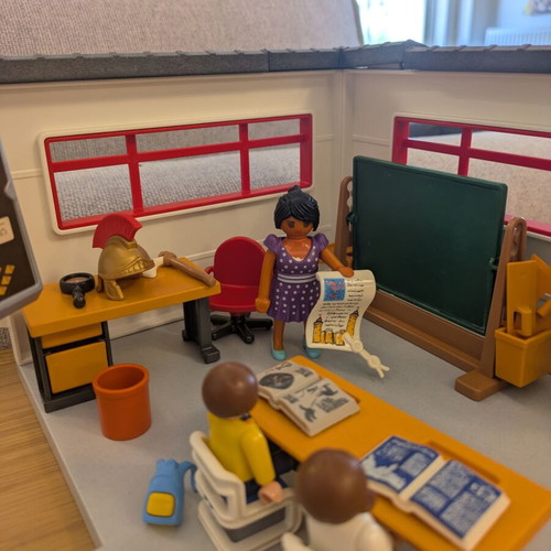 Playmobil 9455 History Classroom used